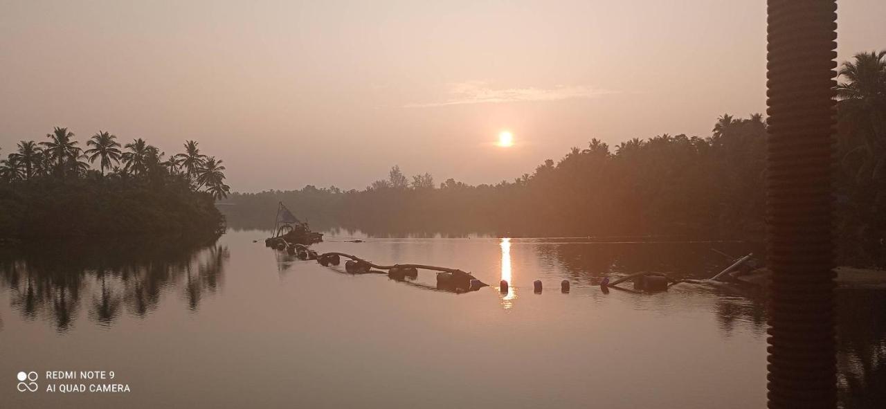 Narayanalayam-Vintage Retreat-Homestay & Rest'Inn Kannur Eksteriør billede